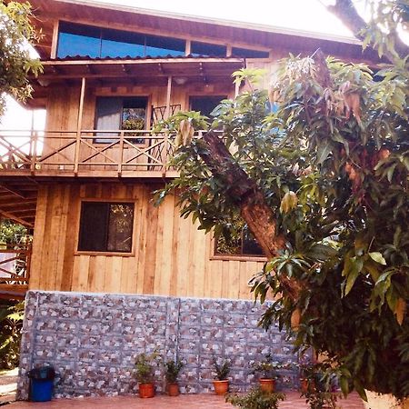 Bed and Breakfast Cotton House De Labrador Exterior foto