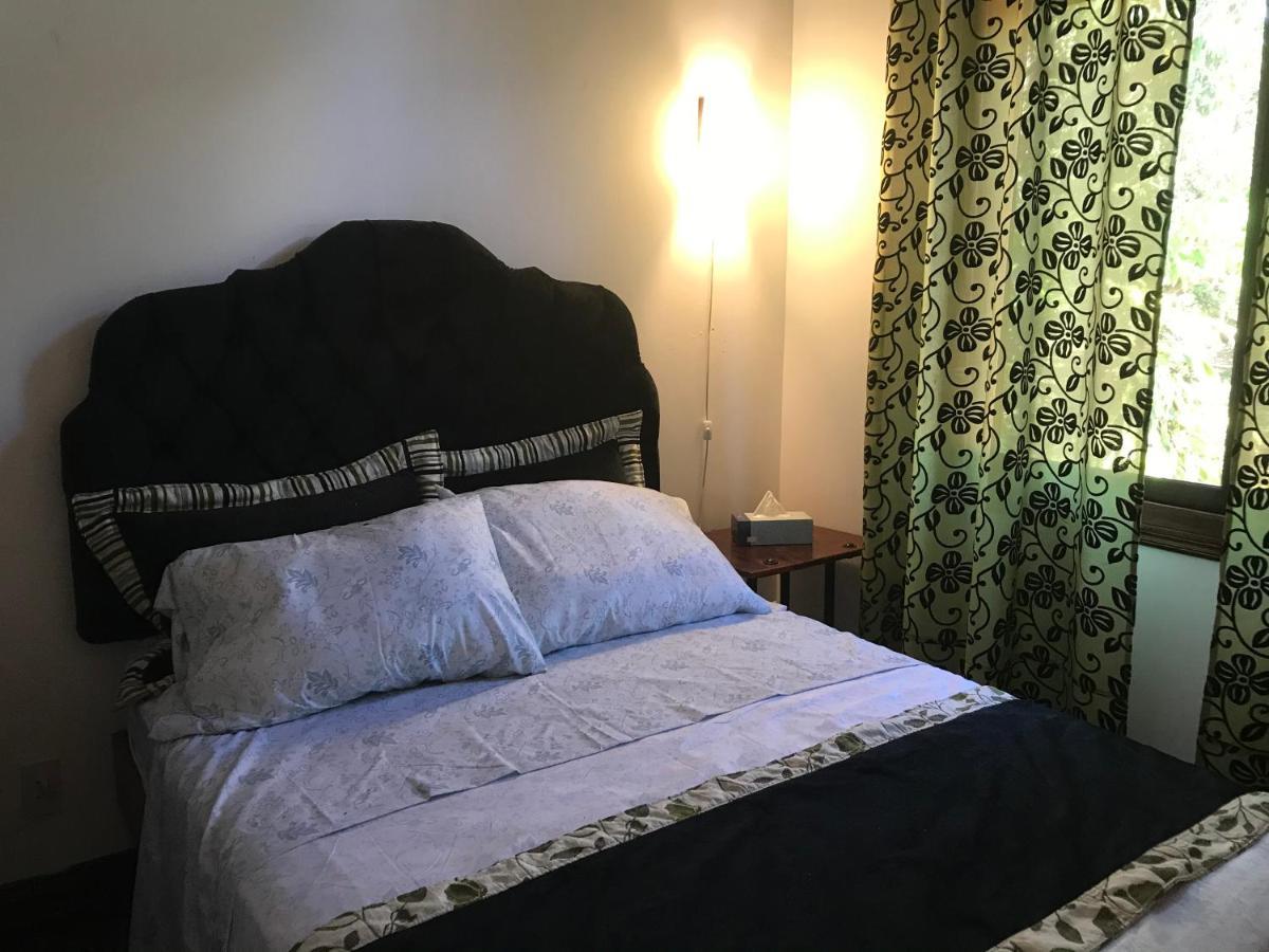 Bed and Breakfast Cotton House De Labrador Exterior foto